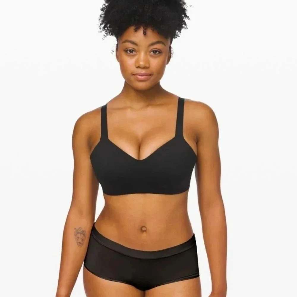 Lululemon hold  true bra black